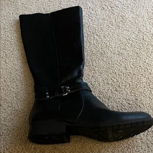 Life Stride Black Heeled Boots